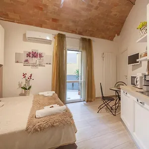 Prima Dell'elba Bed & Breakfast Piombino